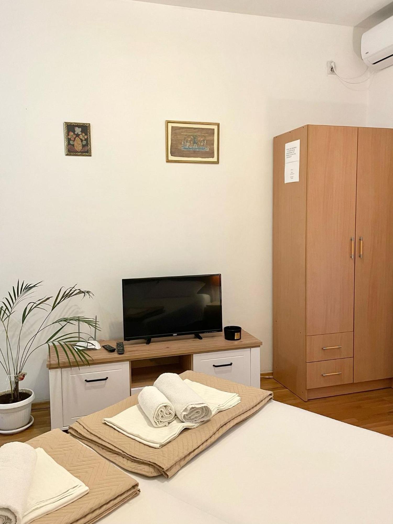 Apartment Kralj Kotor Exterior foto